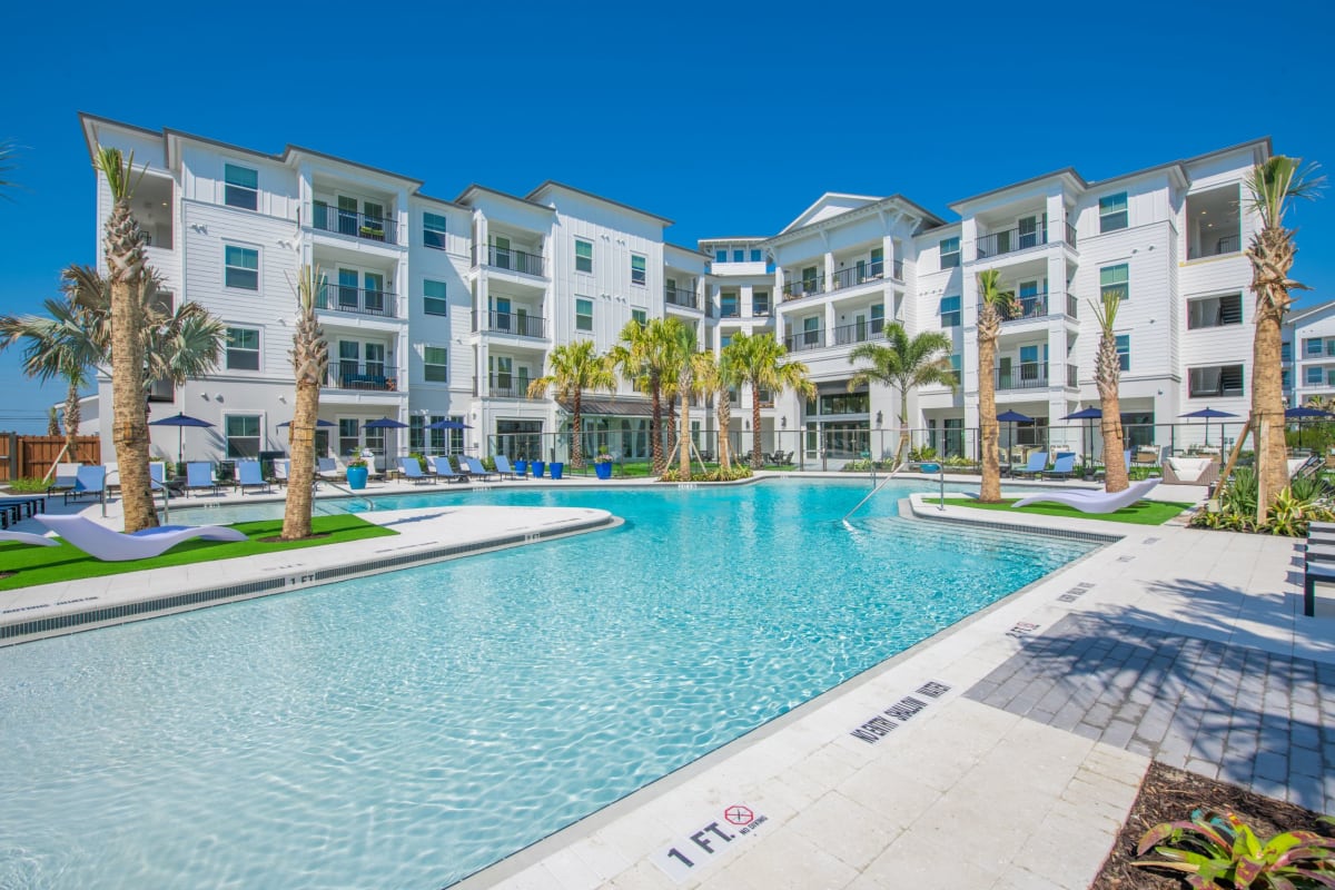 Luxury Apartments in Pinellas County The Livano Park Boulevard